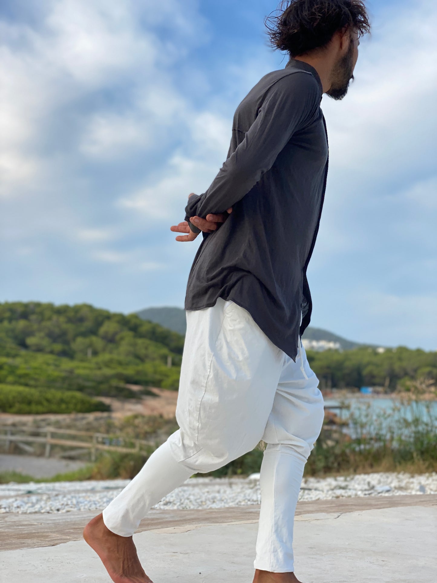 AKIO Men's cotton shirt with removable collar, long sleeve slim fit shirt male Designer casual shirt fine cotton longline plain shirt men