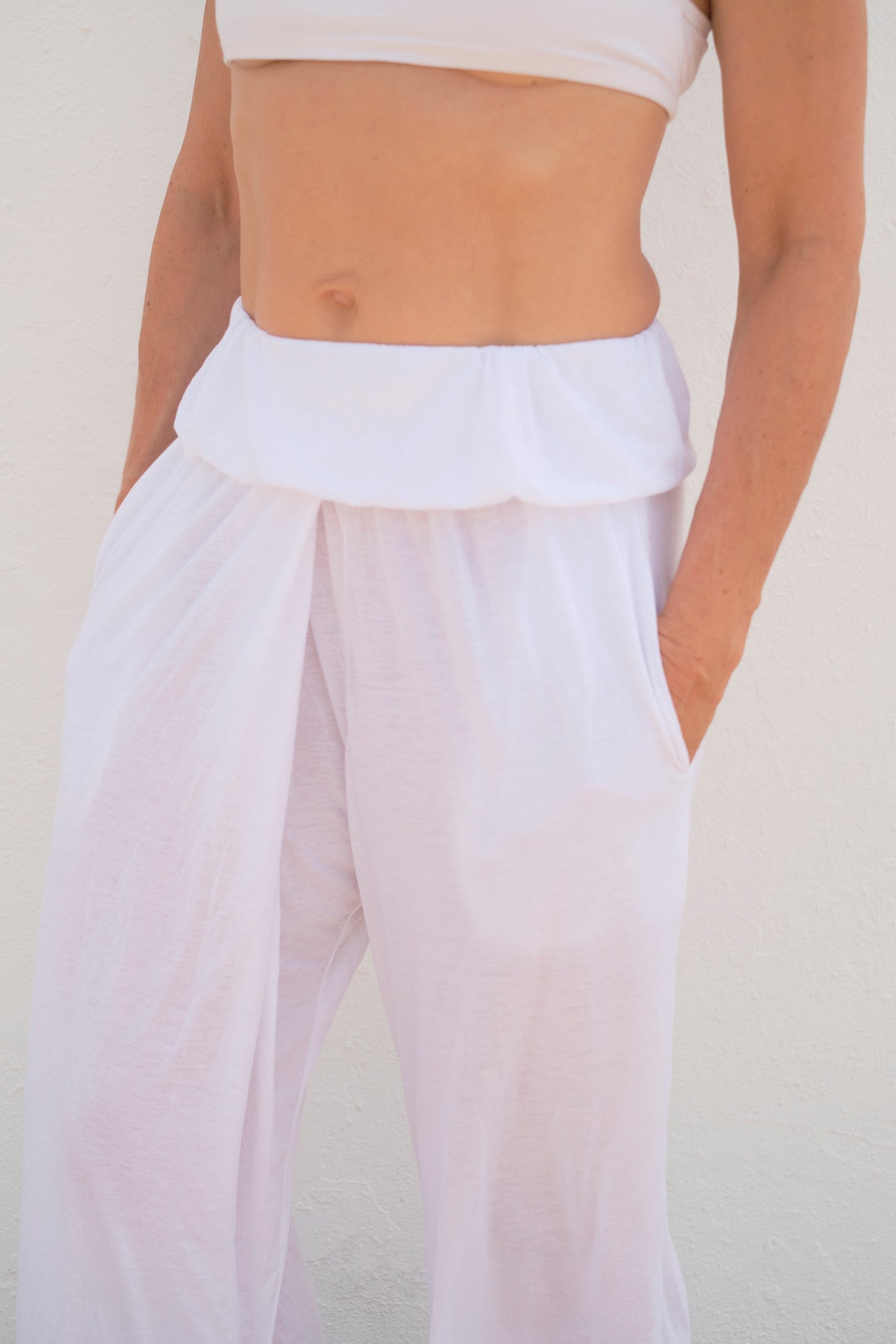 KAGERO Airy Suit | Minimalist Black White Outfit | Lightweight Wide Leg Pants & Long Sleeve Hoodie | Cotton Supima Clothing | Sun & Dust Protection | Elegant Travel Wear