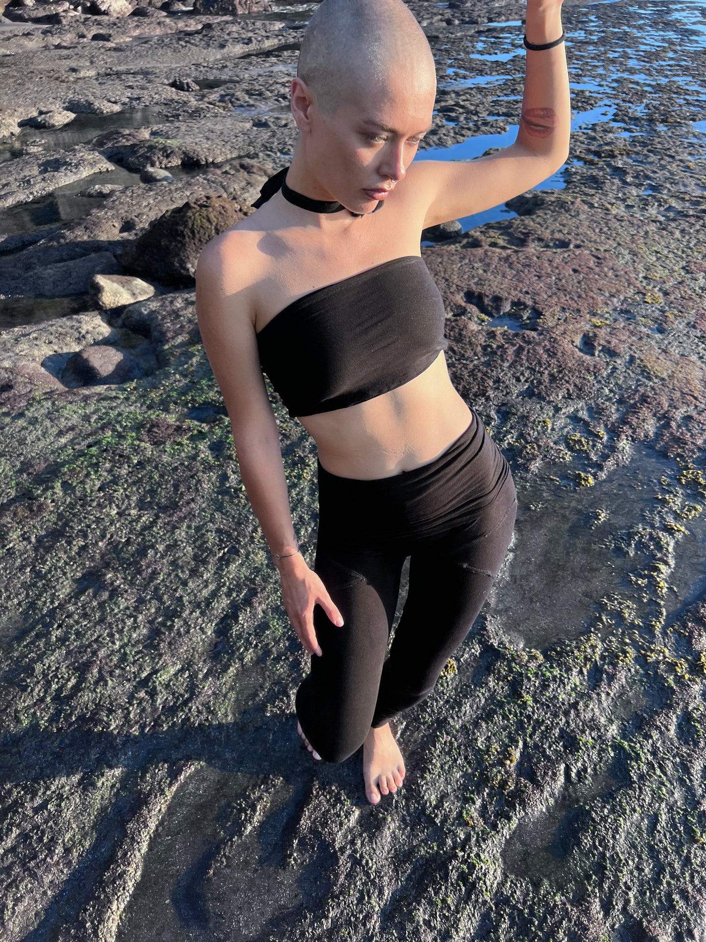MIO — Wide Minimal Bamboo Women’s Top